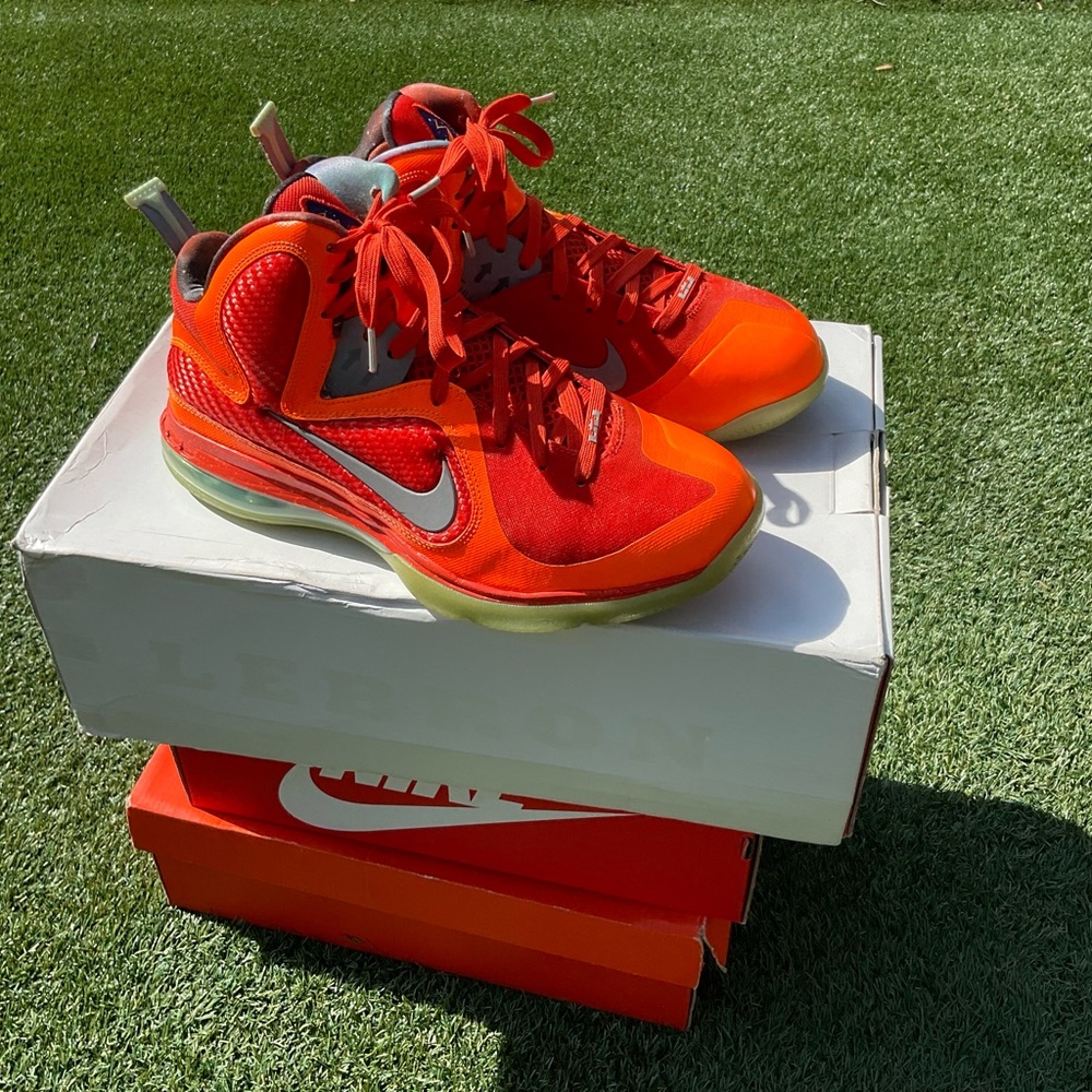 OG Allstar LeBron 9 Big Bangs Galaxy’s Sz 10.5 (2012) - Picture 4 of 16